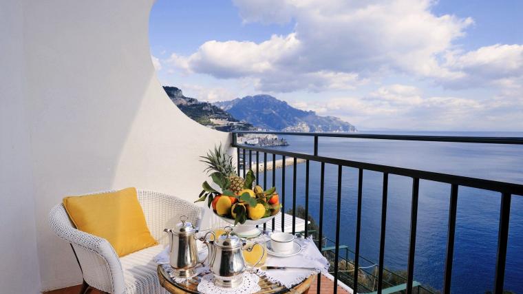 breakfast Santa Caterina Hotel in Amalfi