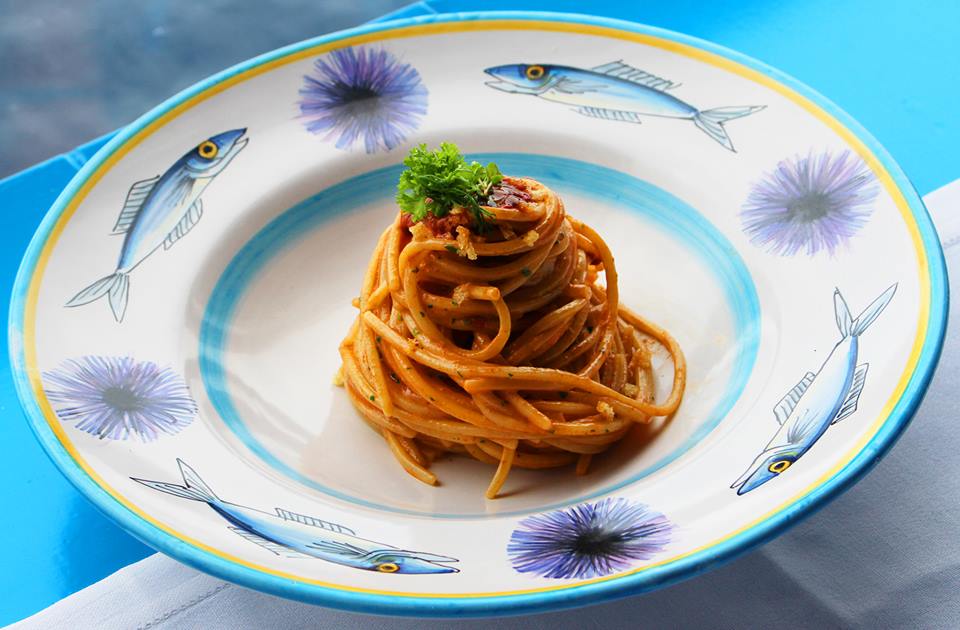 Spaghetti alla chitarra with Sea Urchins Riccio beach club restaurant in capri