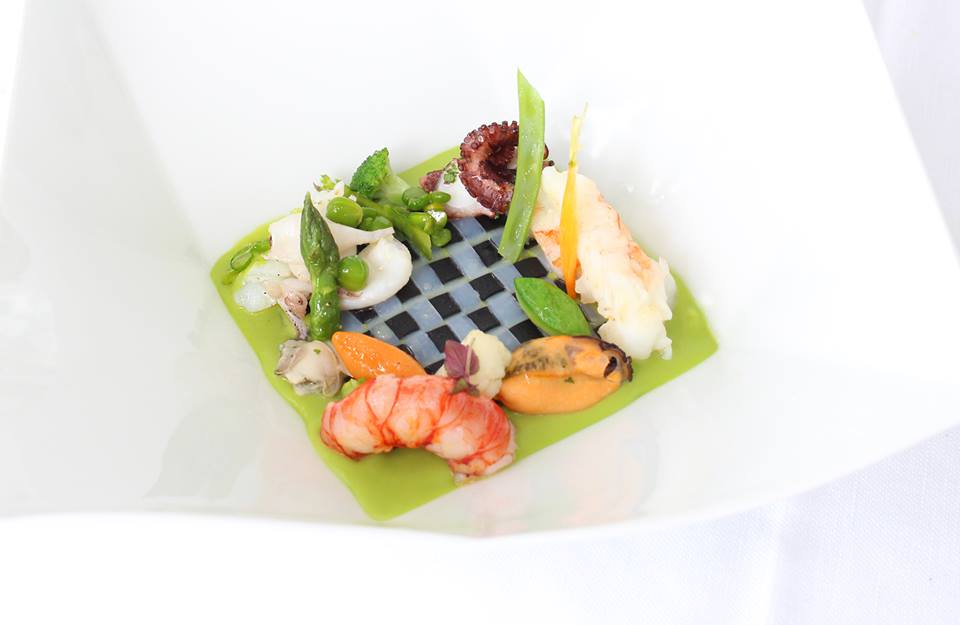 Interweaving Cuttlefish, split pea soup with seafood salad Quattro Passi Restaurant